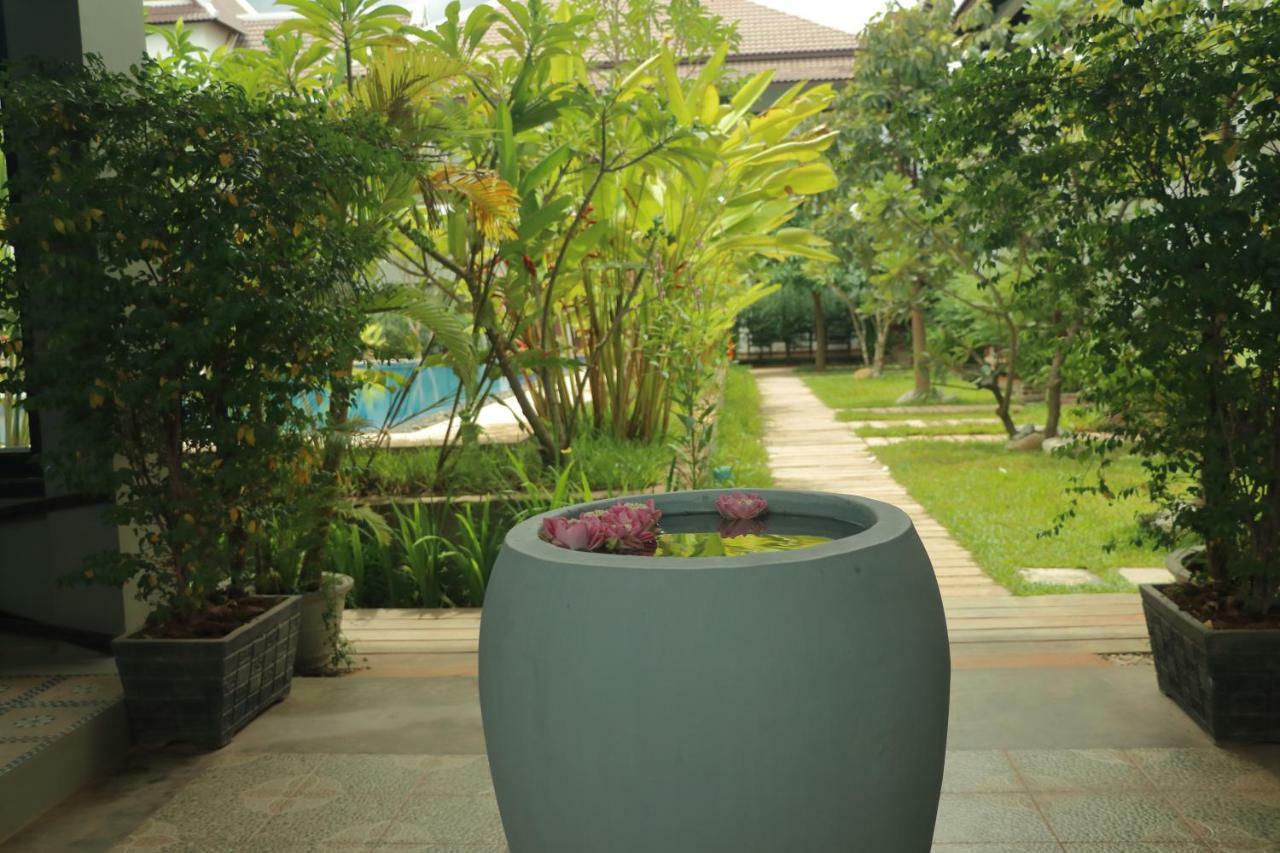Angkor Catalina Boutique Villa Siem Reap Exterior foto